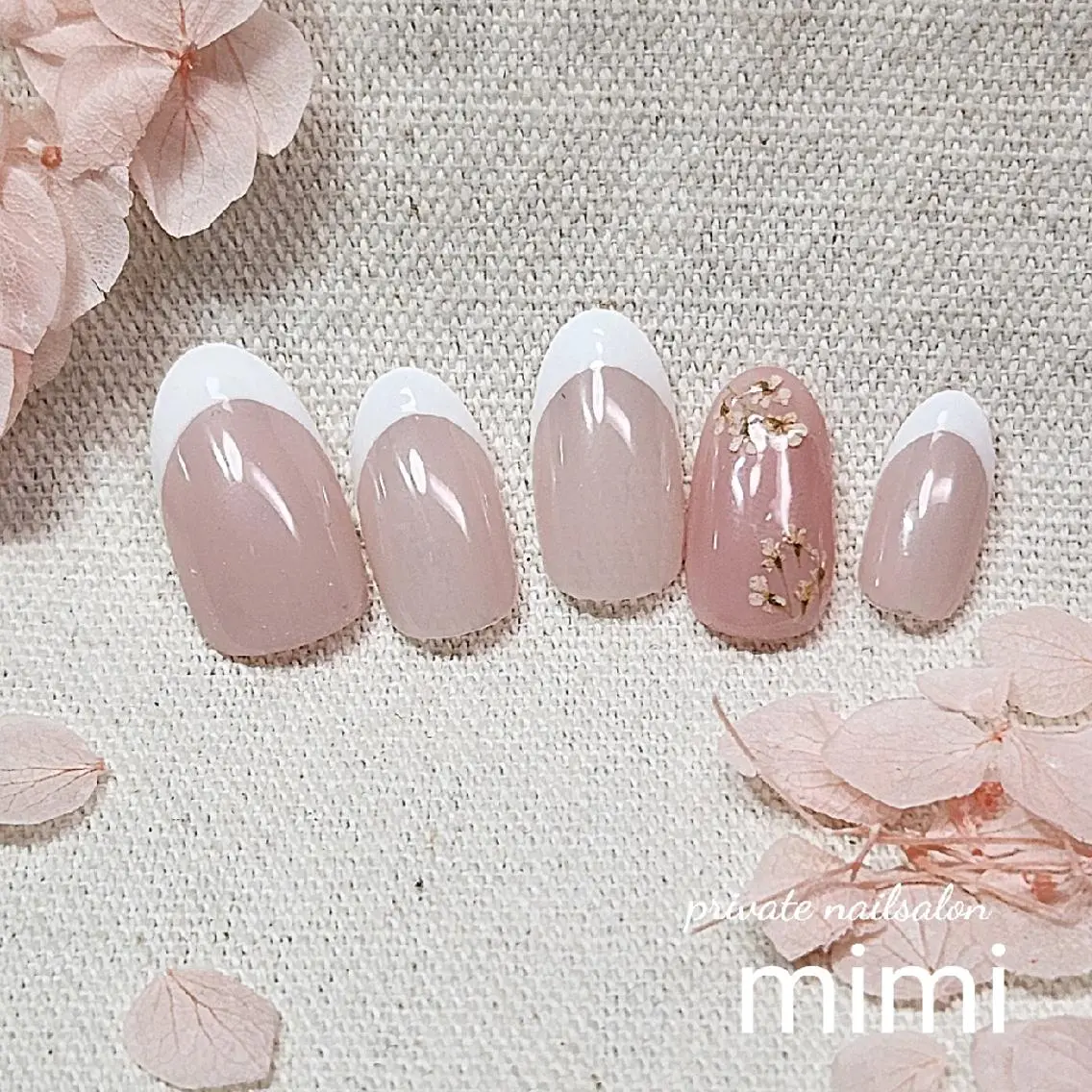 ネイル フラワーネイル フレンチネイル シンプルネイル 博多ネイル ｍｉｍｉのネイルデザイン