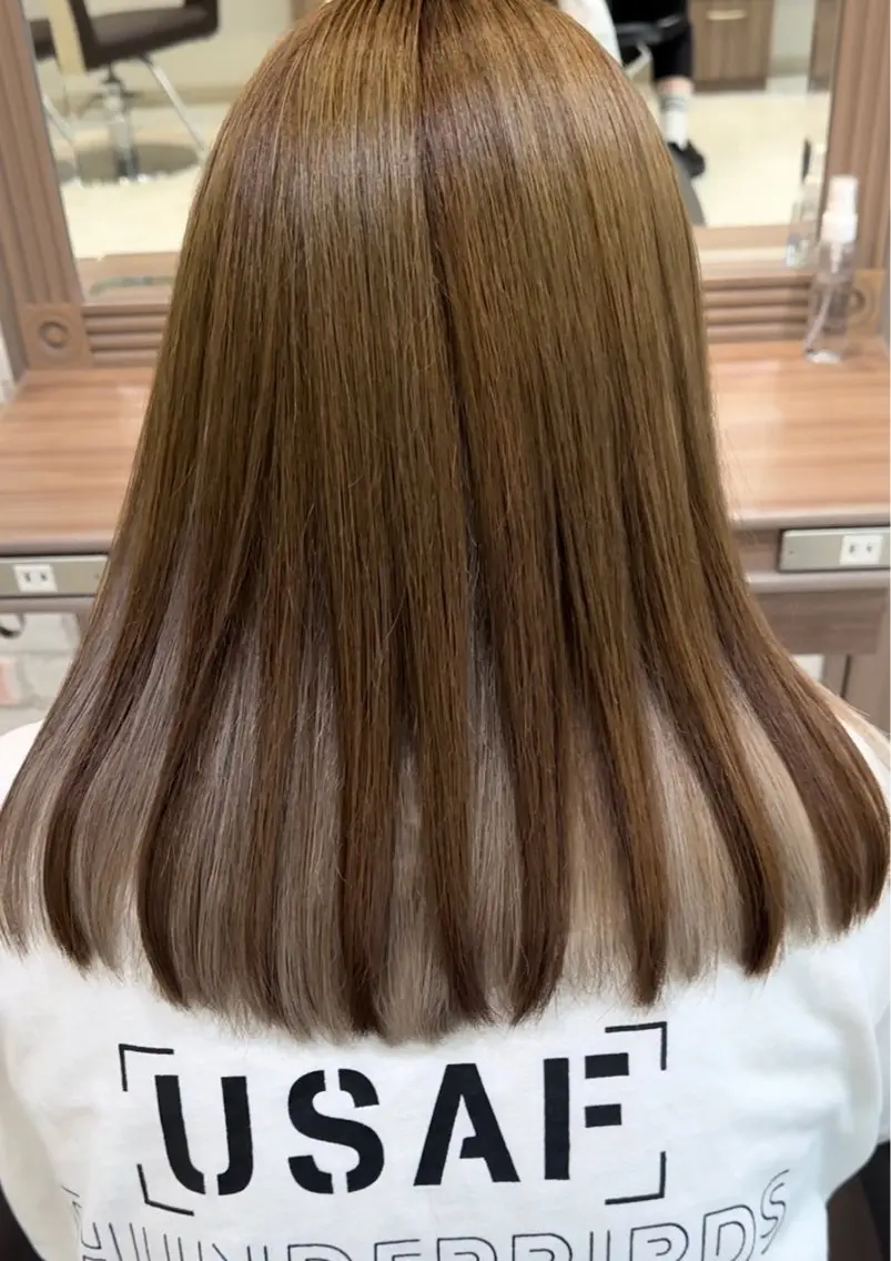 ミディアム カラー 【複雑履歴ブリーチ】 中村　玲仁のヘアスタイル