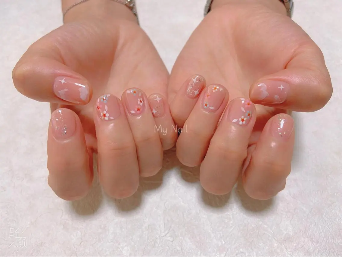 ネイル アートネイル フラッシュネイル フラワーネイル フットネイル フレンチネイル Moci Nail Salonのネイルデザイン