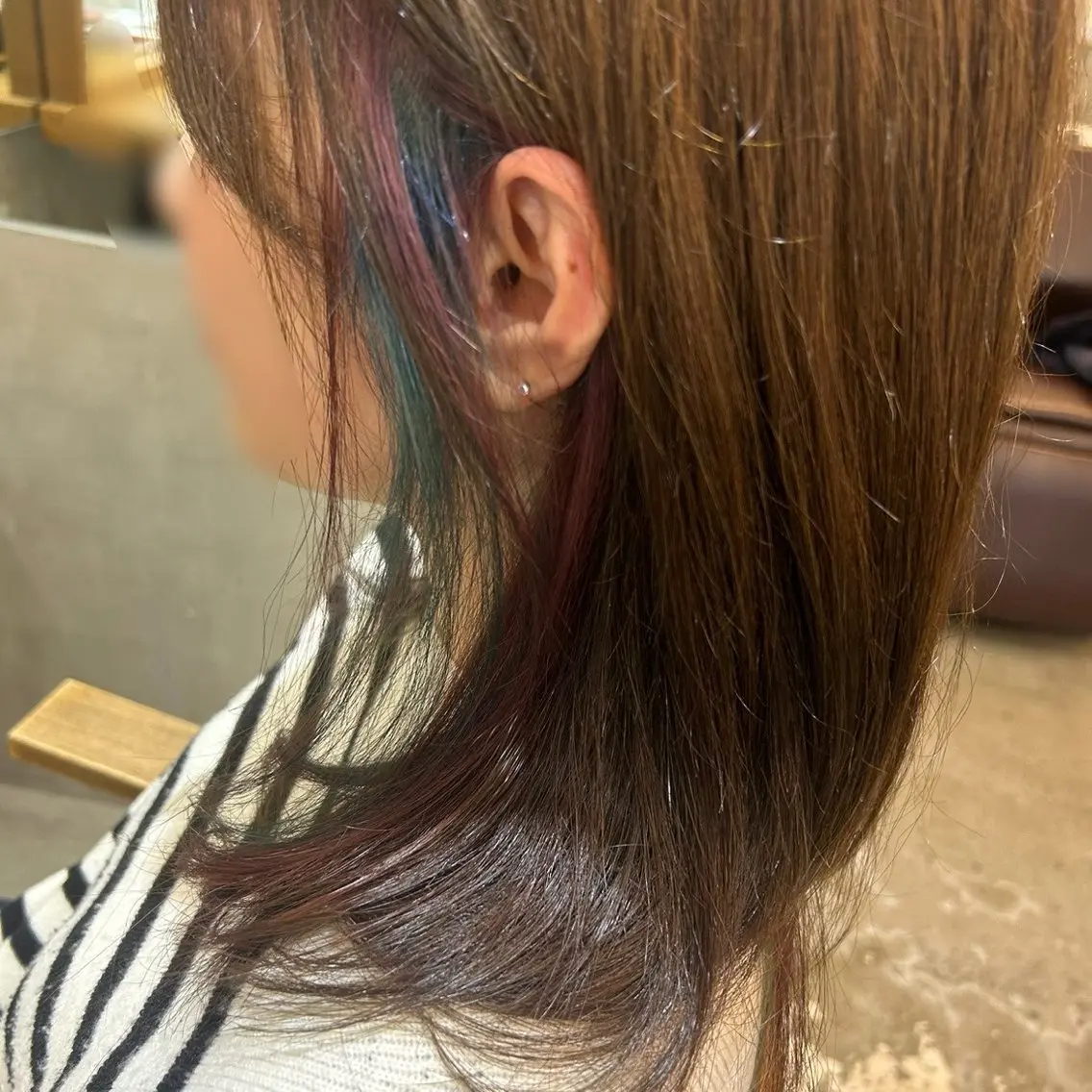 ミディアム カラー カット ヘアカラー トリートメント 若狭 彩花のヘアスタイル