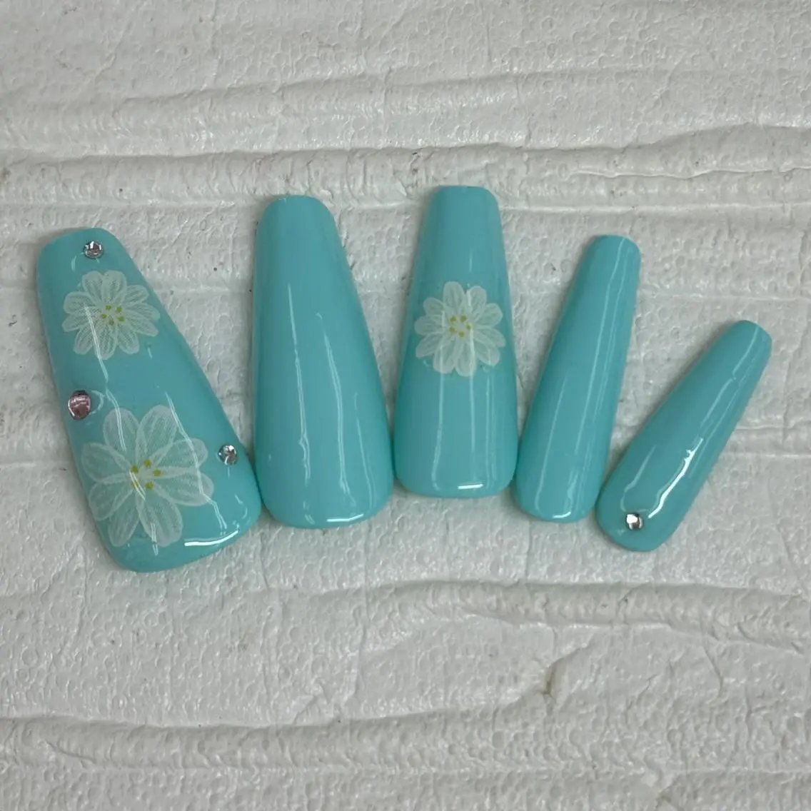 ネイル Nail salon Honey Beeのネイルデザイン