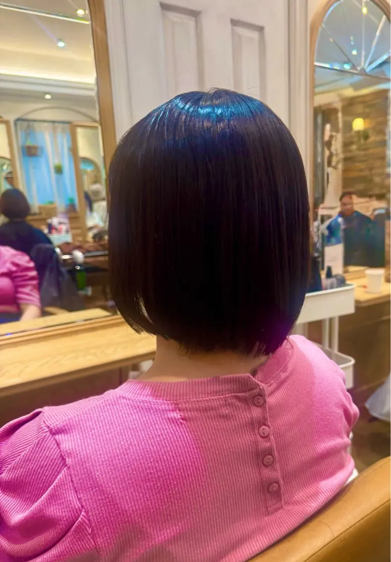 ショート カット 透明感カラー💜 モテ髪 空陽💙のヘアスタイル