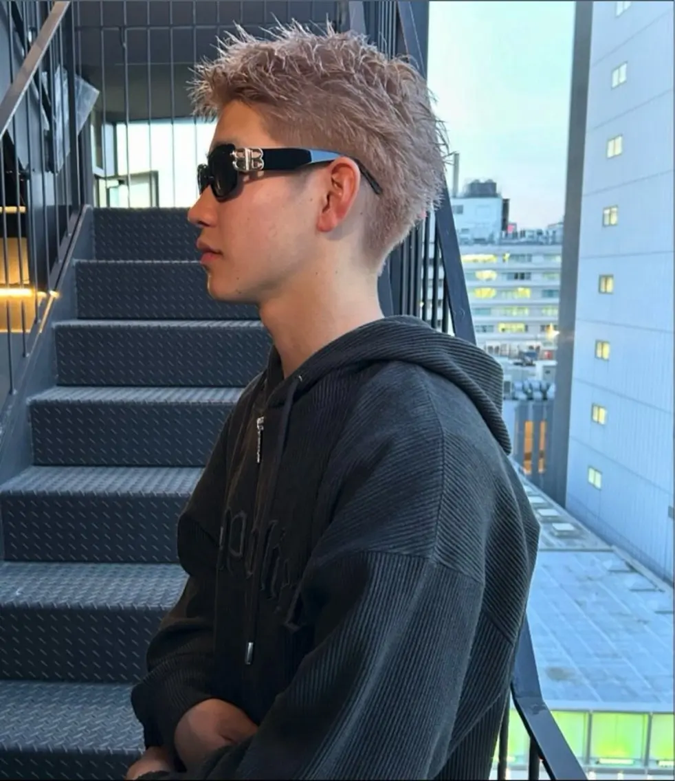 ⭐️ミニモ土日限定価格⭐️カット+ブリーチダブルカラー&オージュアトリートメント🩷の写真