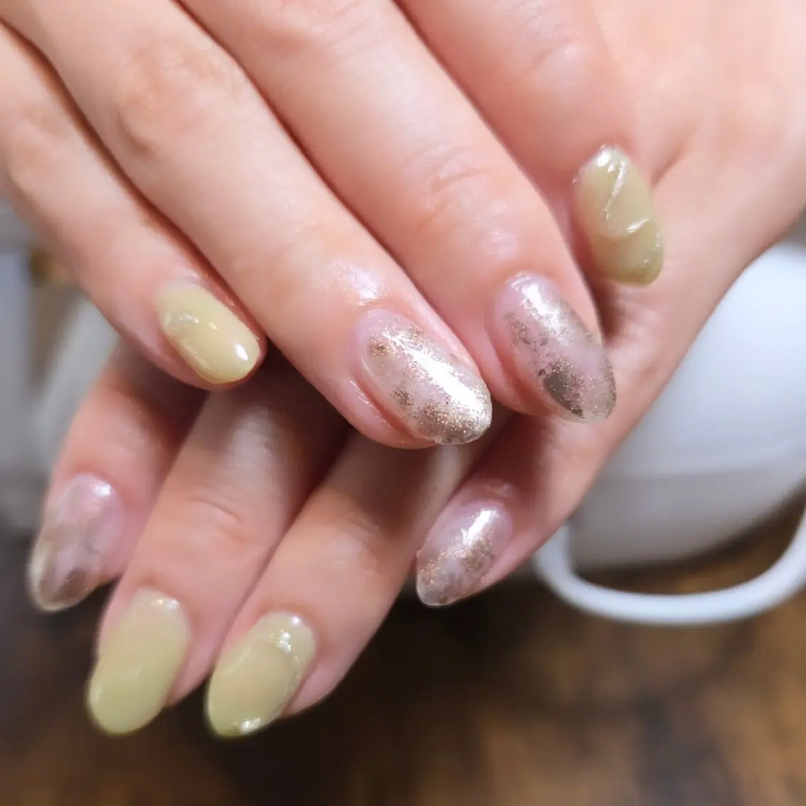 ネイル ハンドネイル emust.nail   のネイルデザイン
