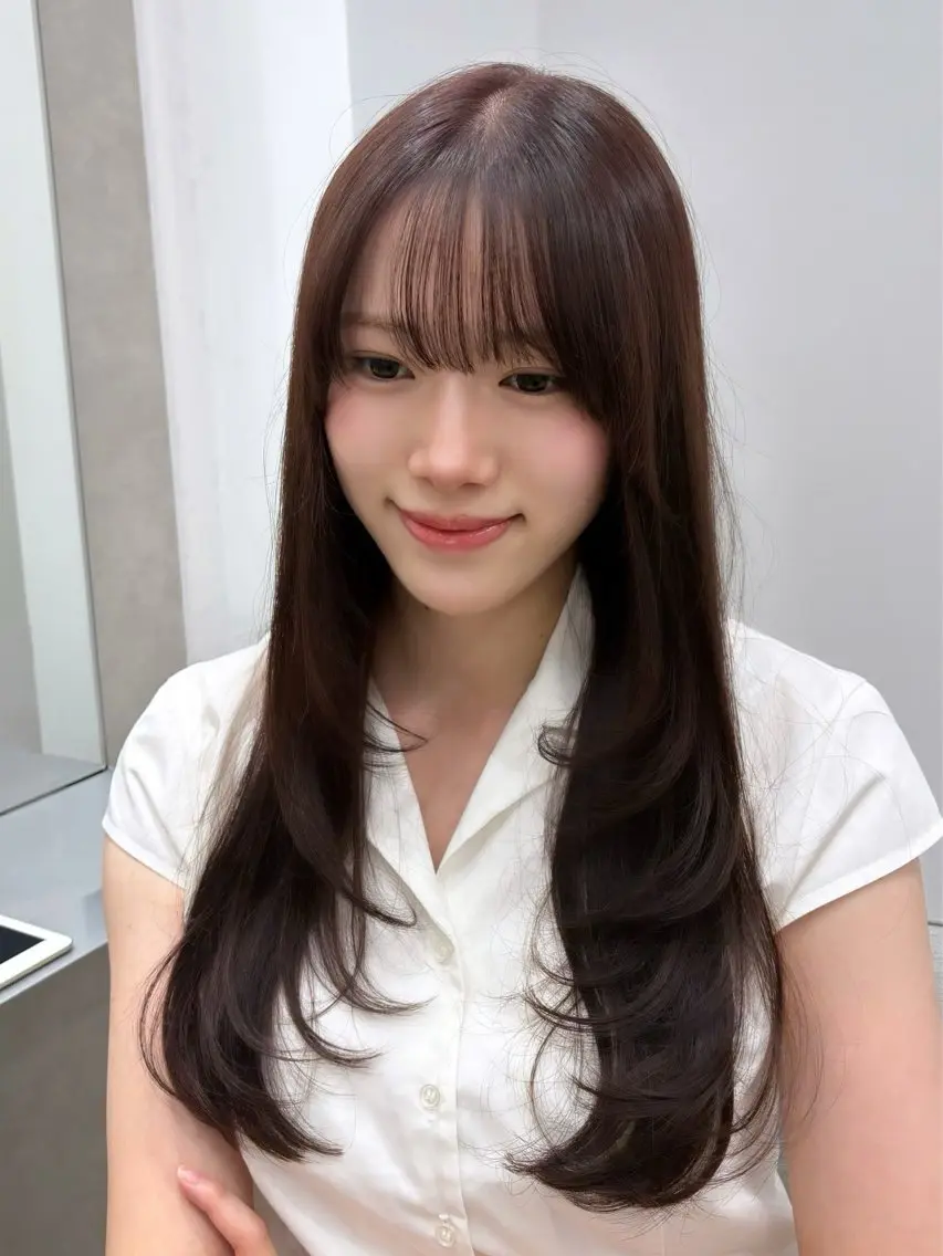 ロング 透明感color♡ Ibukiのヘアスタイル