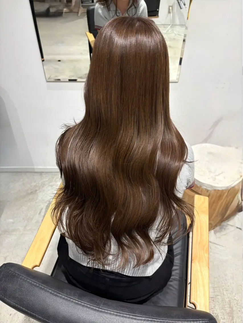 ロング カラー ヘアカラー 木谷 彩音のヘアスタイル