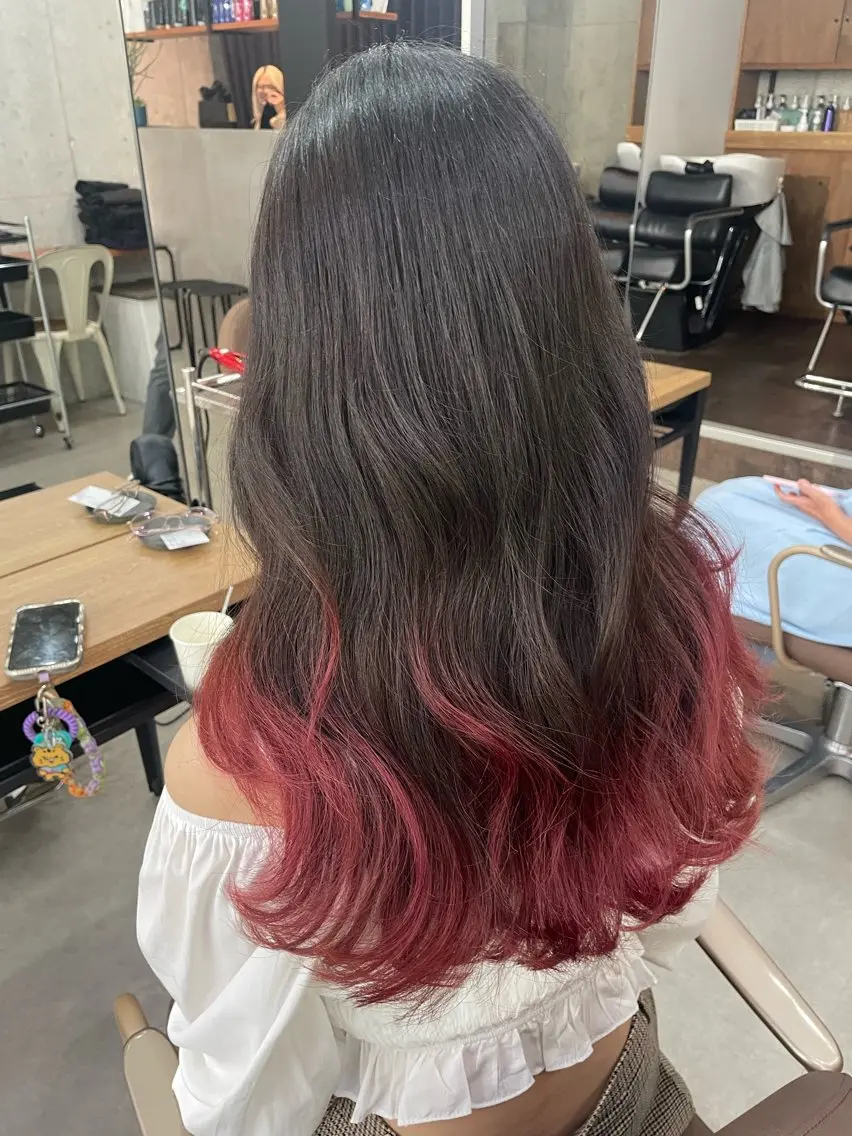 ロング ヘアカラー 横山 奈央のヘアスタイル