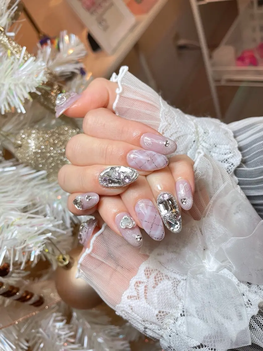 ネイル 24時まで❤︎韓国、 ワンホンネイルのネイルデザイン