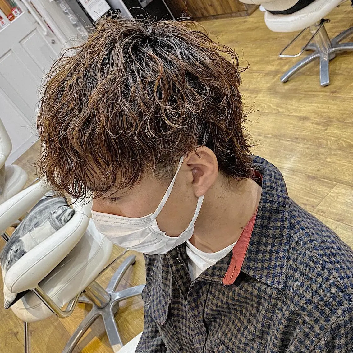 パーマ メンズ メンズパーマ メンズツイストパーマ 波巻きパーマ スパイラルパーマ ツイストパーマ 原田 涼矢のヘアスタイル