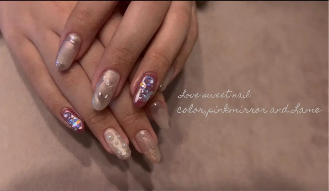 ネイル 🫧Lua.nail 🍒emuのネイルデザイン