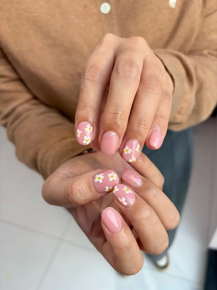 ショート ハンドネイル Clala Ayumiのネイルデザイン