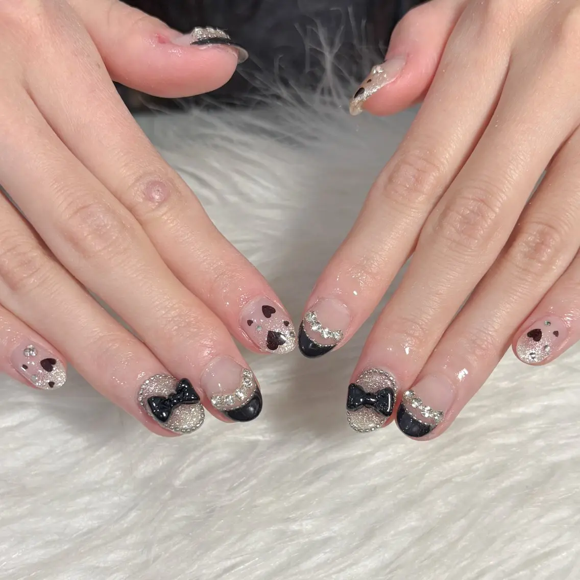 ネイル ハンドネイル LAVISH manaのネイルデザイン