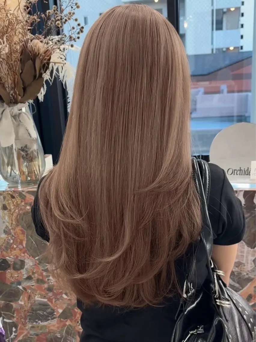 ロング ヘアカラー トリートメント ハイトーンイヤ リングカラー清水隆央のヘアスタイル