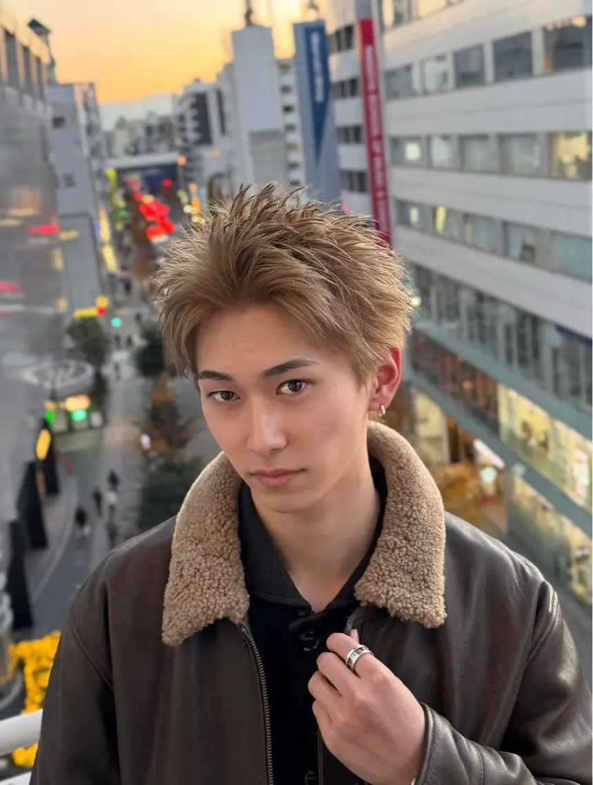 ショート カラー メンズ スパイキーショート 刈り上げ ショートヘア メンズ専門/栄/ パーマ特化/ゆうとのヘアスタイル