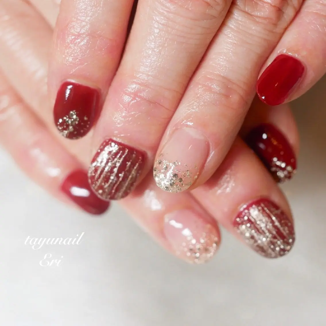 ネイル アートネイル ジェルネイル ゴールド キラキラネイル ラメ(グリッター) ネイルサロン 【たゆnail】のネイルデザイン