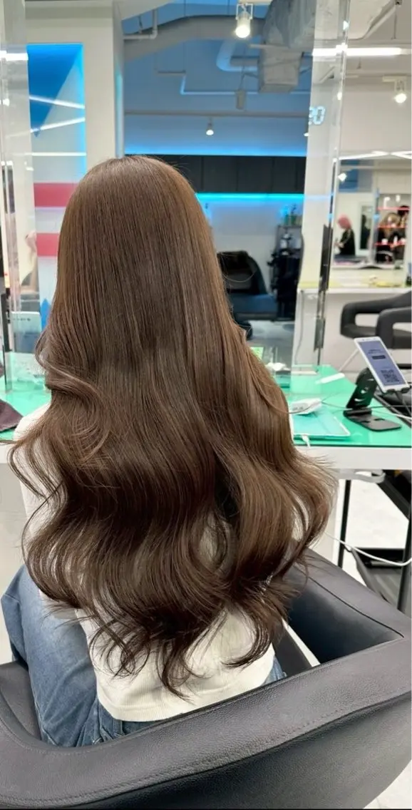 ロング カラー ヘアアレンジ 🦋艶出しワンカラー 🦋MASAKIのヘアスタイル