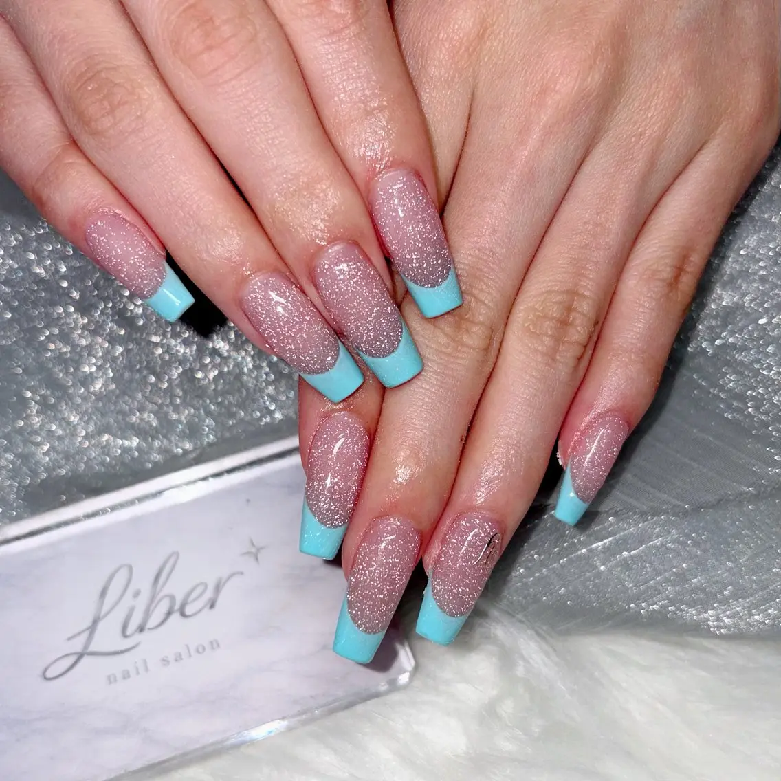 ネイル フラッシュネイル フレンチネイル Liber リベルのネイルデザイン