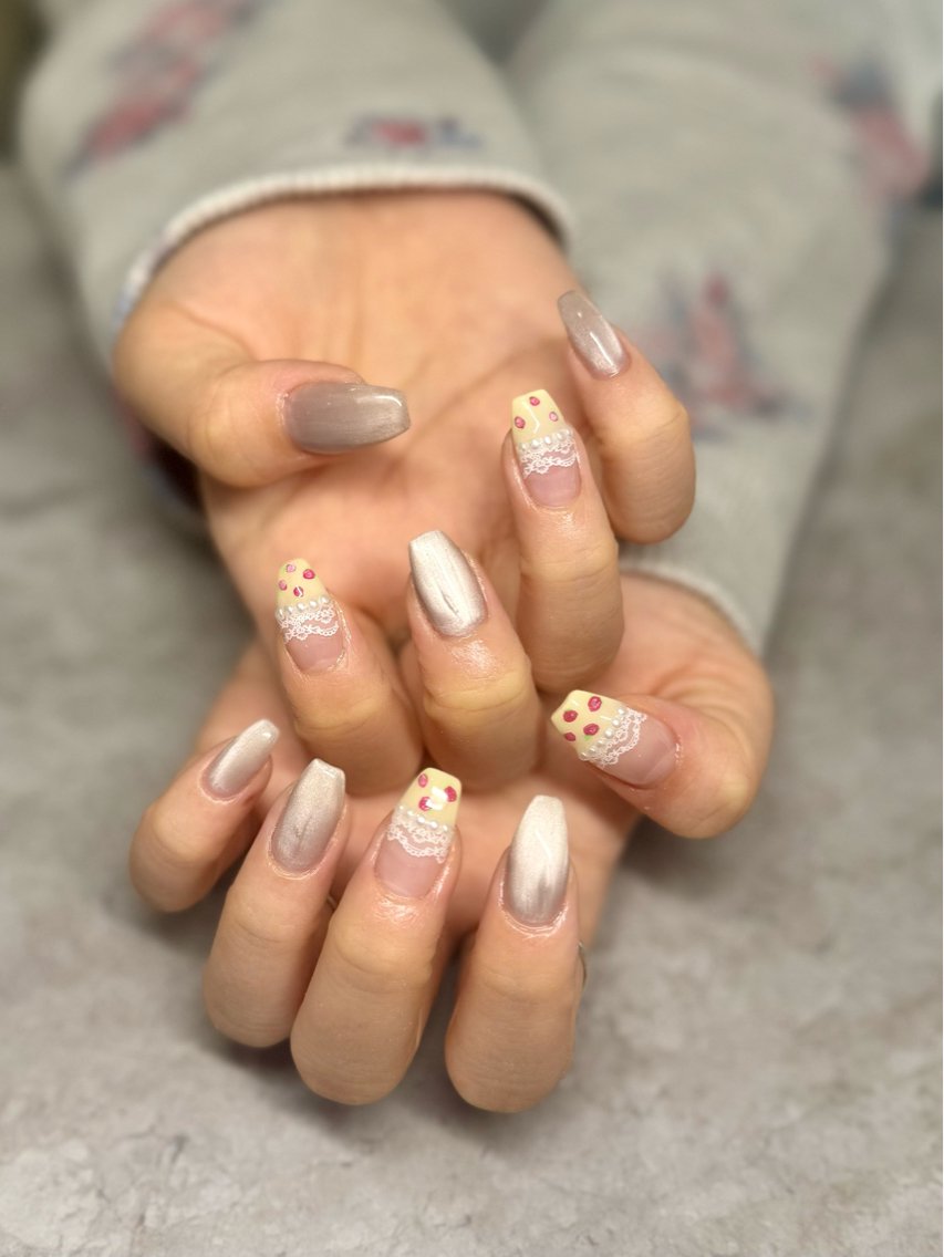 ネイル ハンドネイル IROHA NAIL 三条河原町店　美優のネイルデザイン