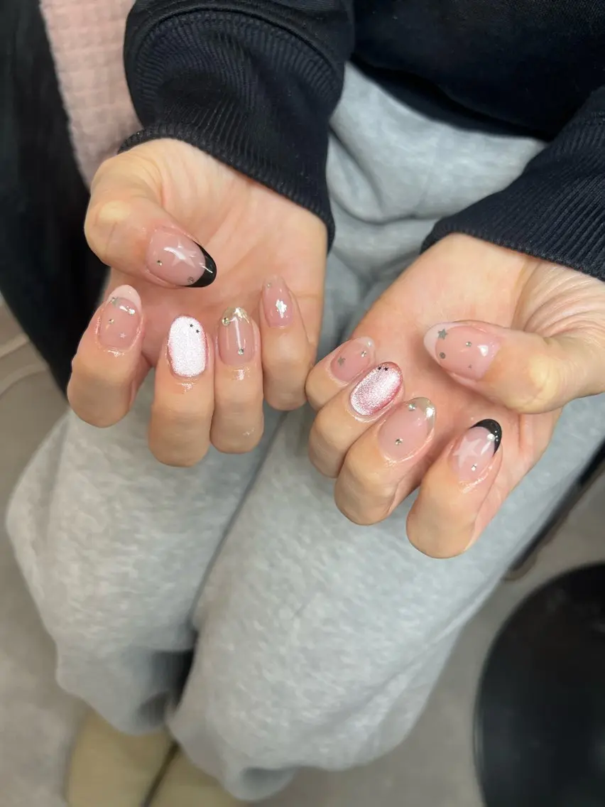 ネイル アートネイル 持ち込み ハンドネイル アトリエハーロウ sakuraのネイルデザイン