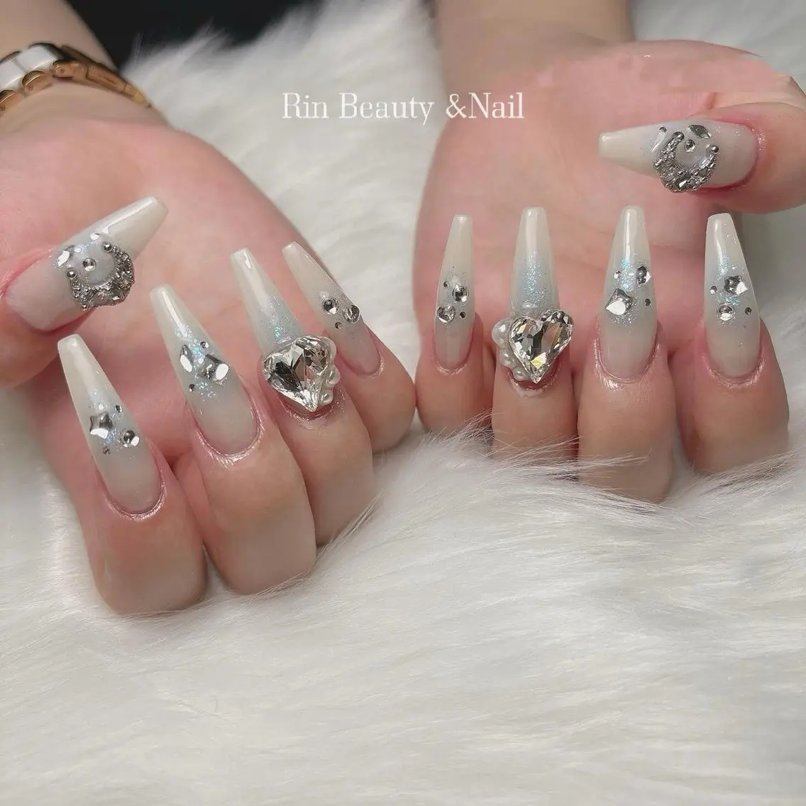 ネイル アートネイル フレンチネイル ジェルネイル 韓国ネイル ミラーネイル Rin Nail 新大久保店のネイルデザイン