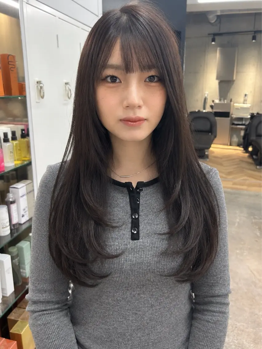 ロング カット ヘアカラー トリートメント 縮毛矯正🫧艶カラー メンズカット募集中のヘアスタイル