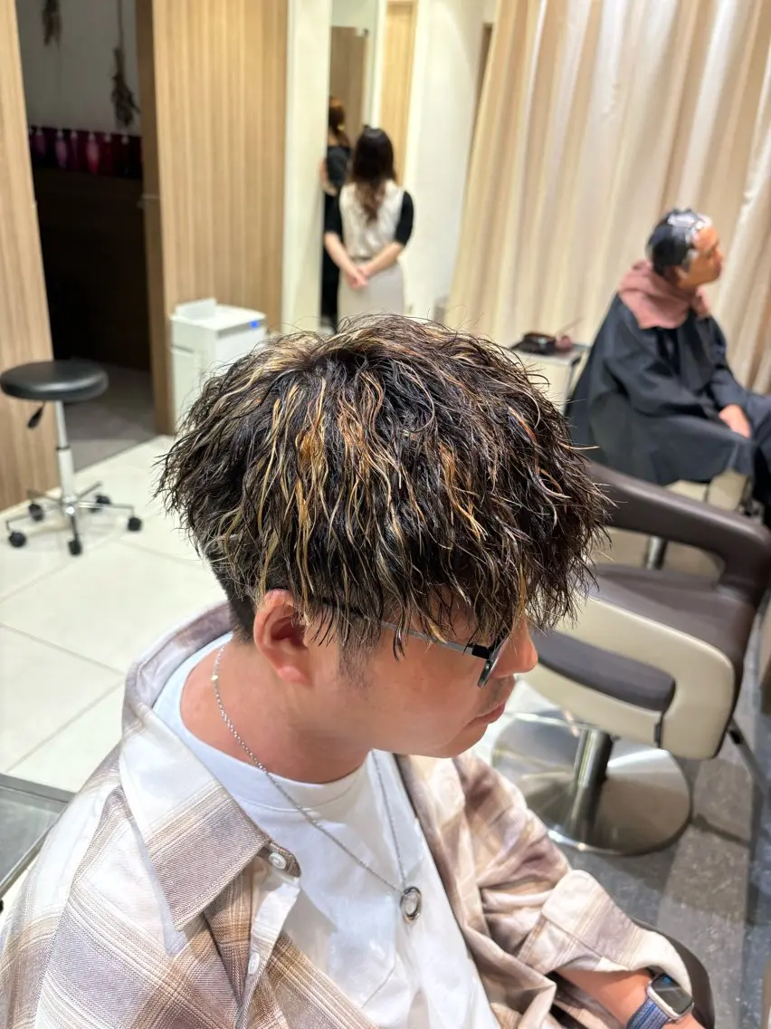✴️2回目以降のお客様✴️カット+カラー【ワンカラー料金】ダブルカラーの場合要相談🌟女性のお客様も可能🙆‍♀️の写真