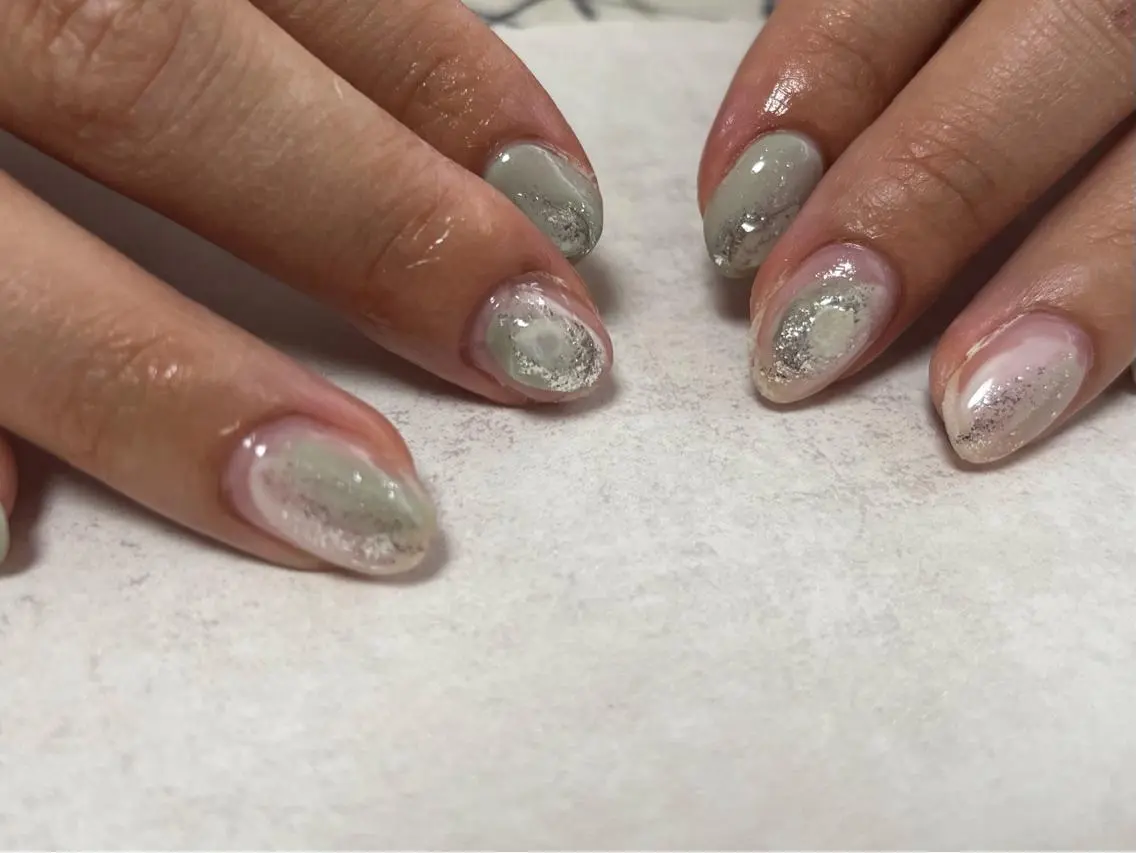 ネイル オーロラネイル フラワーネイル フットネイル フレンチネイル ジェルネイル mogunail &blowのネイルデザイン