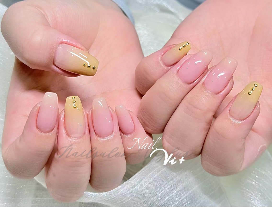 ネイル ハンドネイル ✨Nailsalon Vi+✨のネイルデザイン