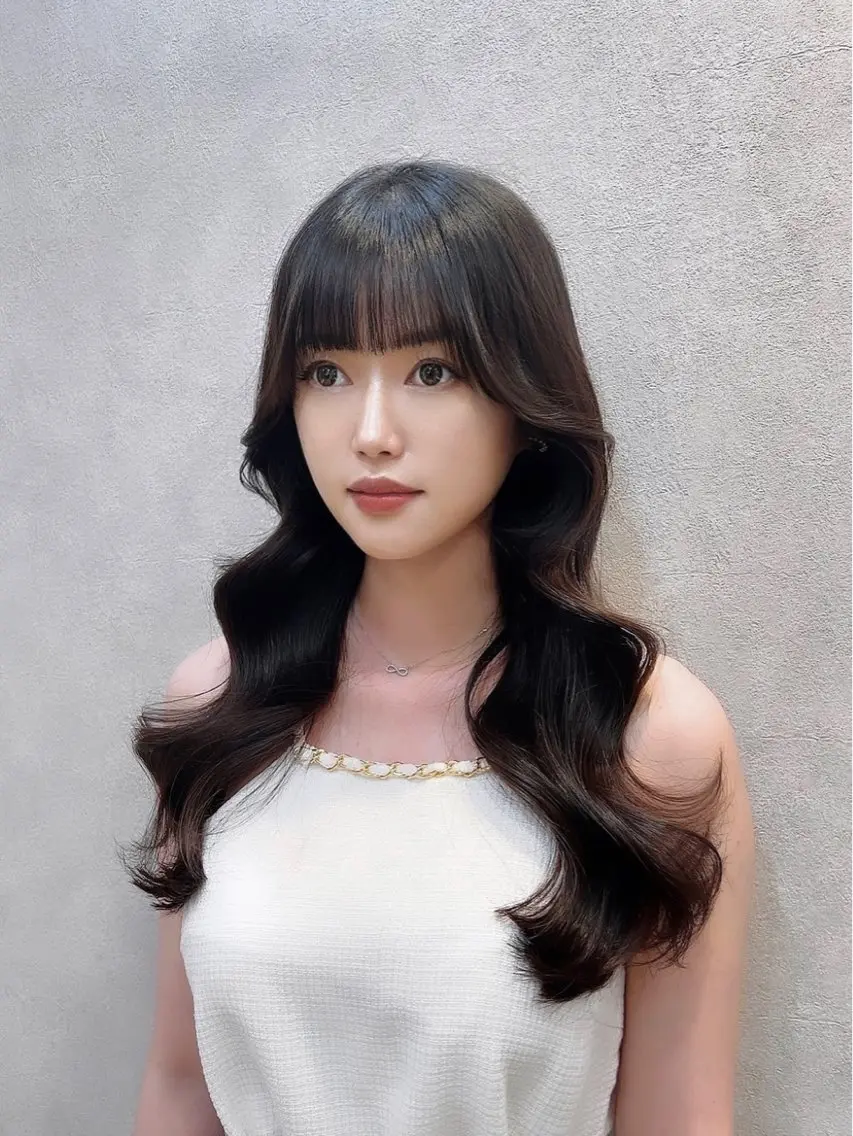 ロング カラー ヘアアレンジ 韓国風ヘア レイヤーカット 🩷韓国ヘア/ヨシン モリ🩷Maikaのヘアスタイル