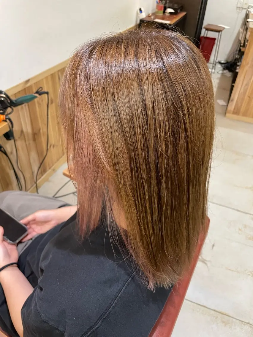 ミディアム カラー Wカラーレイヤーカ ット⚡️CHIAKIのヘアスタイル