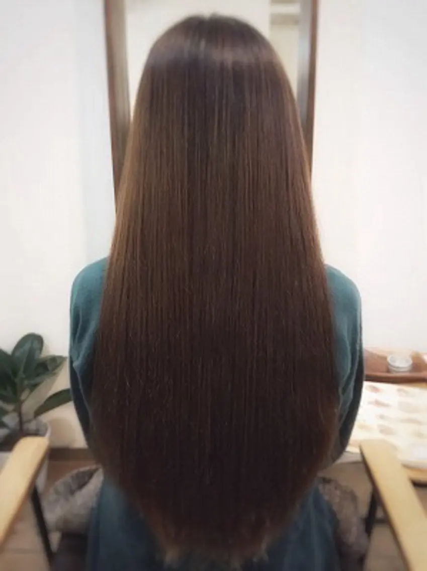 ロング カラー カット トリートメント nest のヘアスタイル