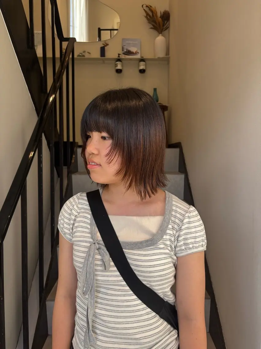 ミディアム 坂本 桃花のヘアスタイル