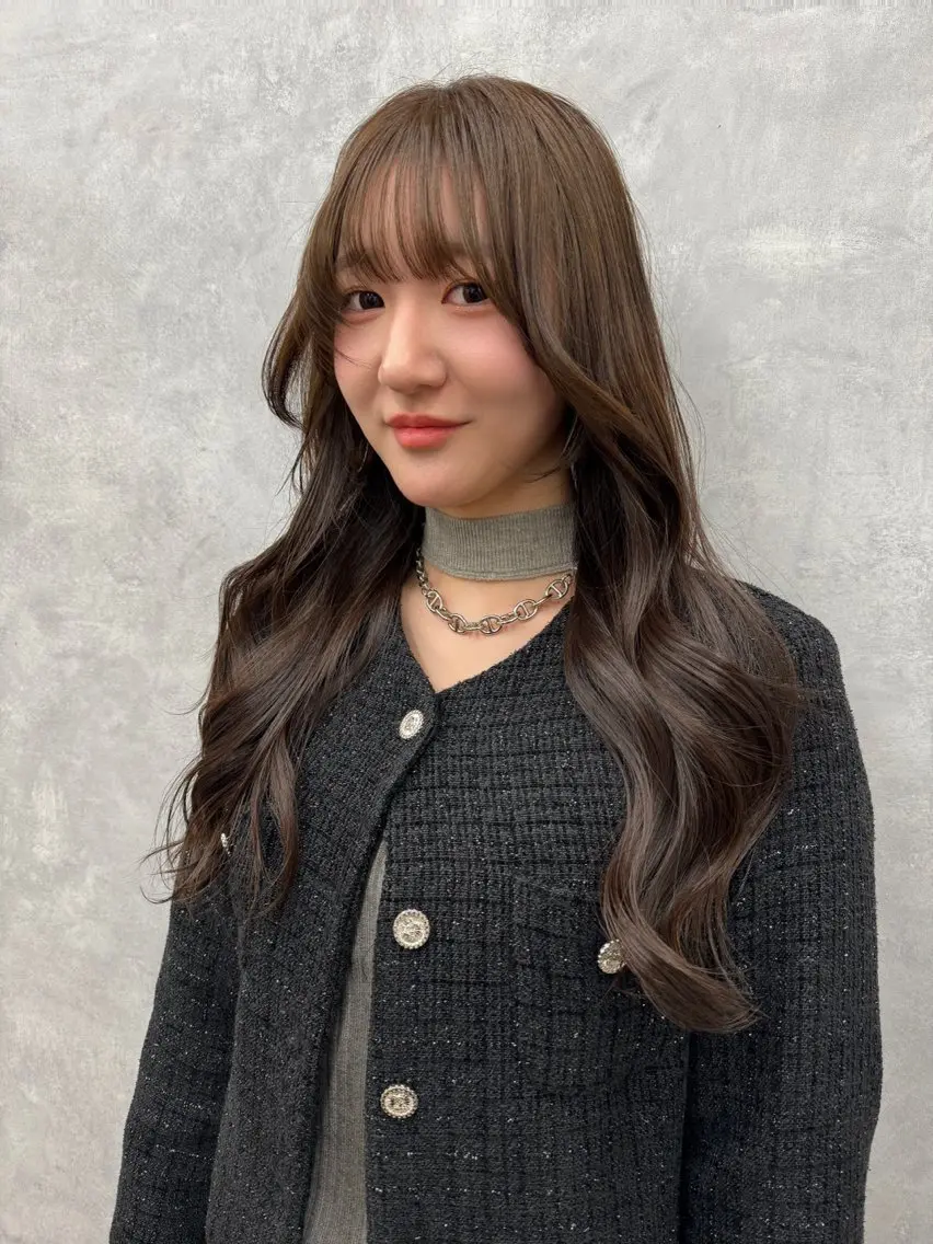 ロング カラー 顔周りカット funnu୨୧ えりんのヘアスタイル