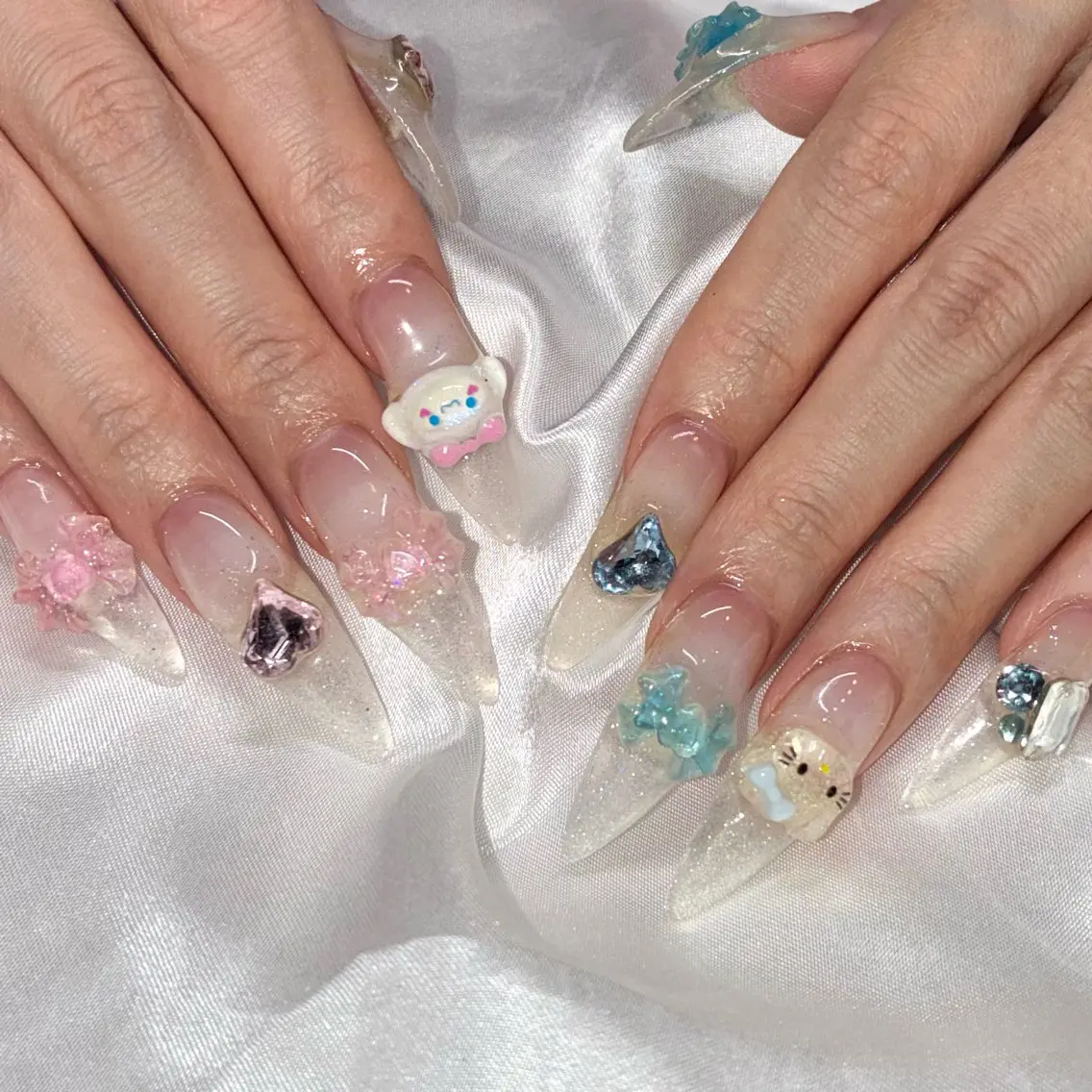 ネイル ハンドネイル Nail ヌシん家 AKANEのネイルデザイン