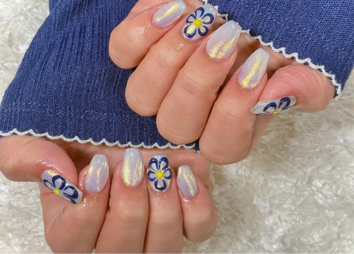ネイル 長さ出し フラッシュネイル フラッシュマグ フレンチネイル ジェルネイル ハンドネイル Nail&eye Belire 新宿のネイルデザイン
