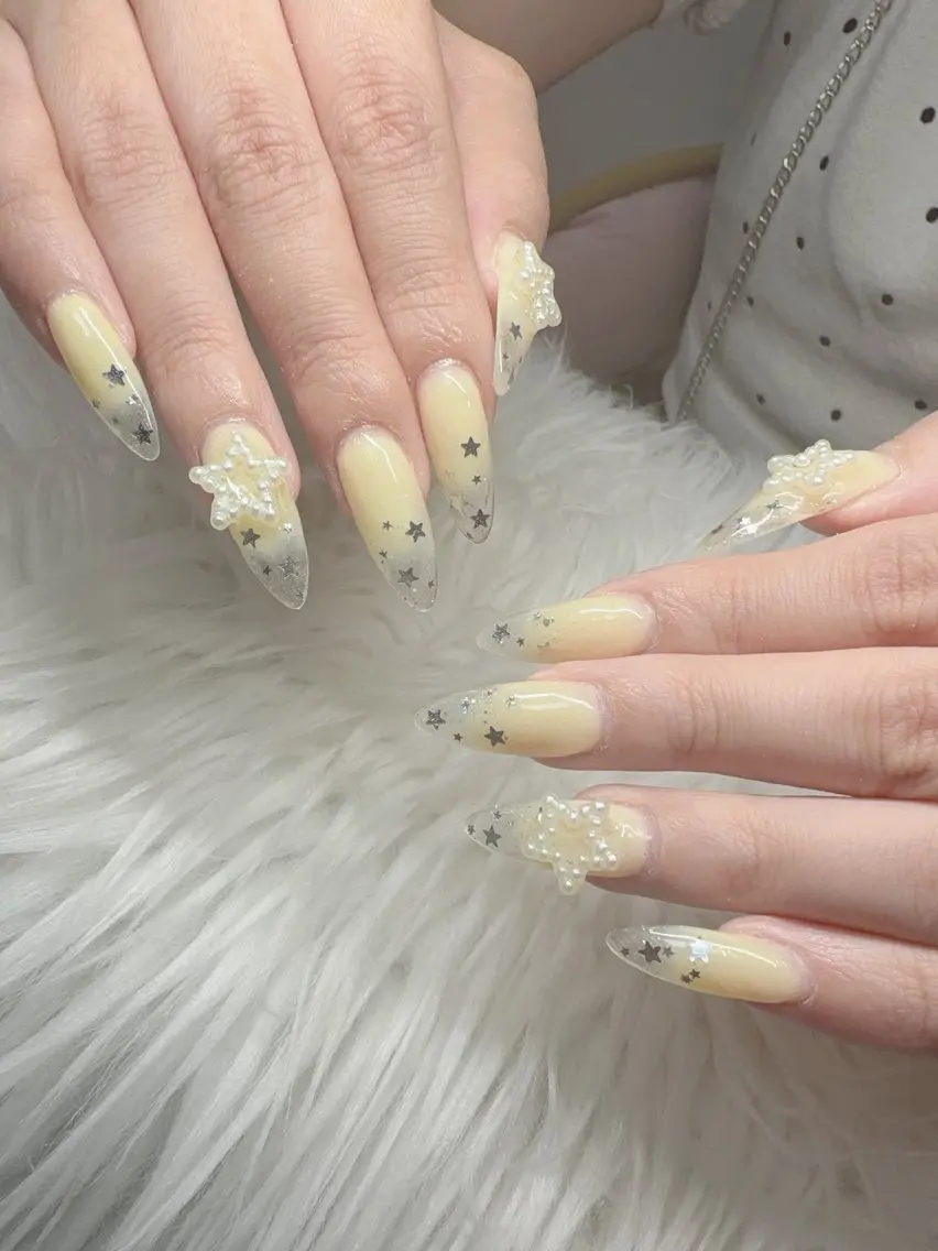 ネイル Lee Nailsのネイルデザイン