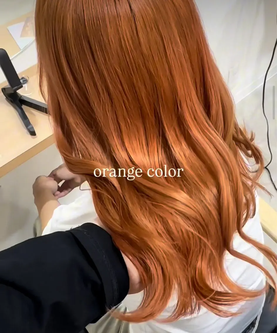 ロング カット ヘアカラー 小寺 唯希のヘアスタイル