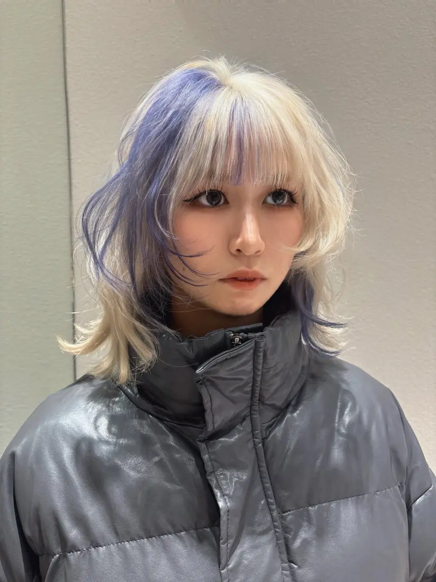 ミディアム ブリーチ🌟レイヤー 🎠KANON🎡のヘアスタイル