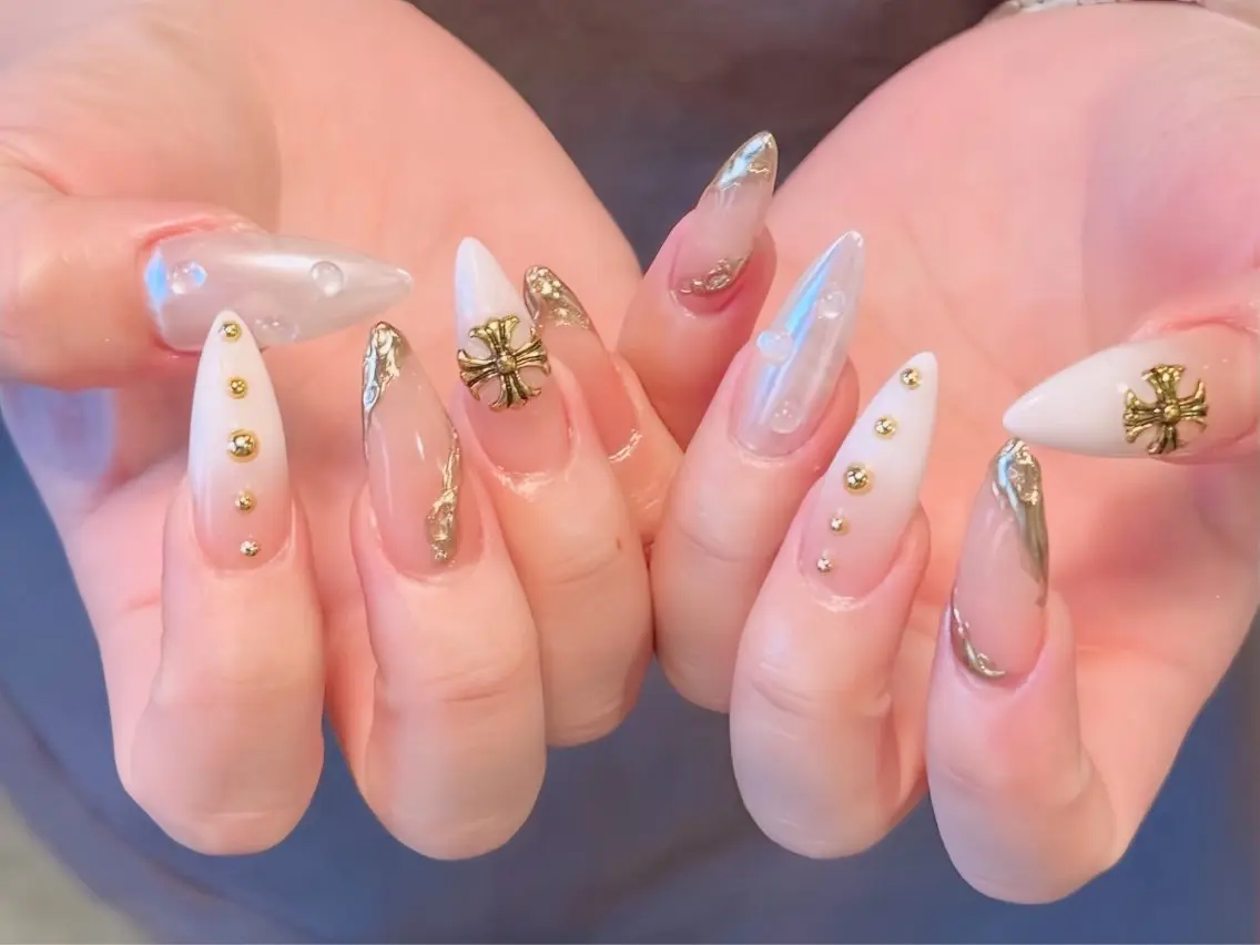 ネイル アートネイル フレンチネイル ジェルネイル 韓国ネイル ミラーネイル ハンドネイル Rin Nail 新大久保店のネイルデザイン