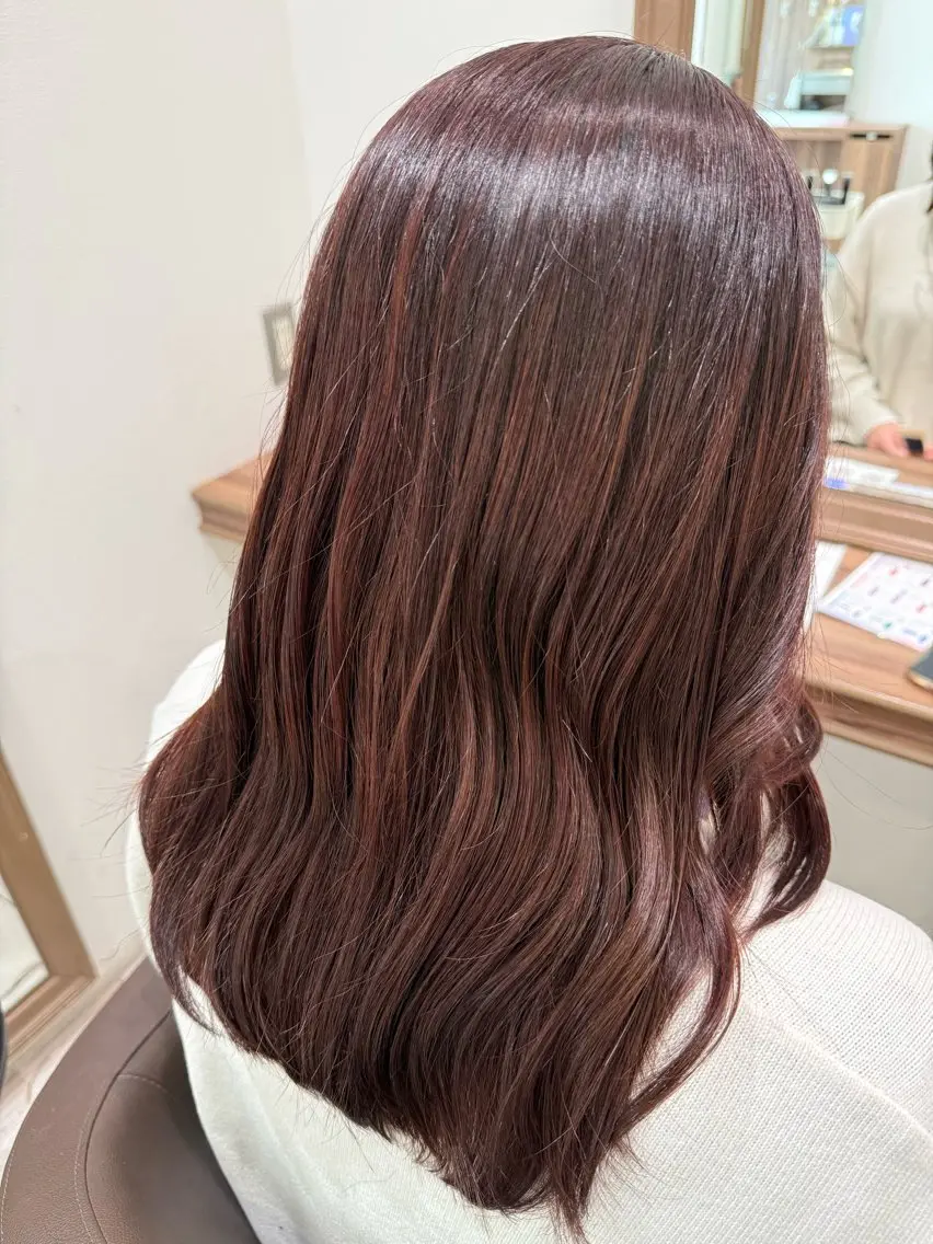 セミロング カット ヘアカラー .MANA. 【艶髪ロング】のヘアスタイル
