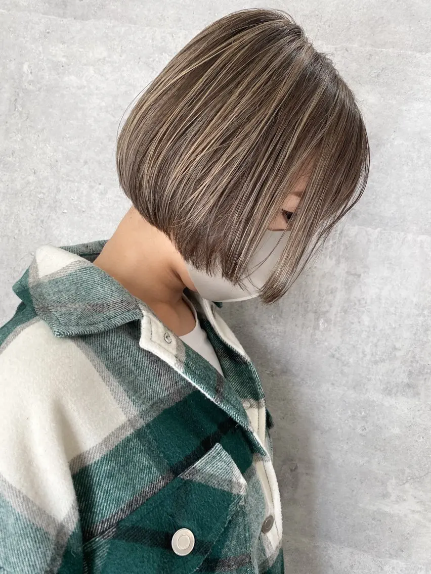 ショート ハイライト 🎀難波8時開店🎀 HIKARIのヘアスタイル