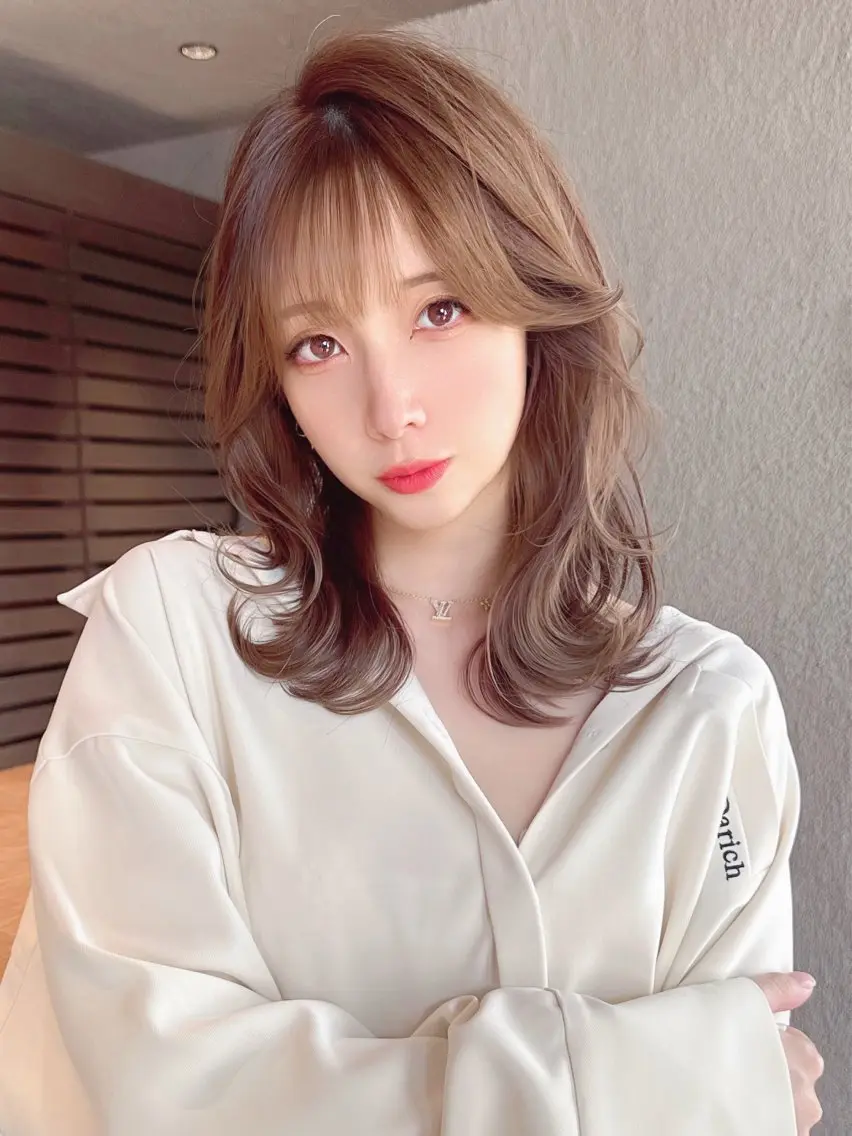 ミディアム くびれヘア 韓国風ヘア カット ヘアカラー トリートメント 似合わせ松本 容政のヘアスタイル