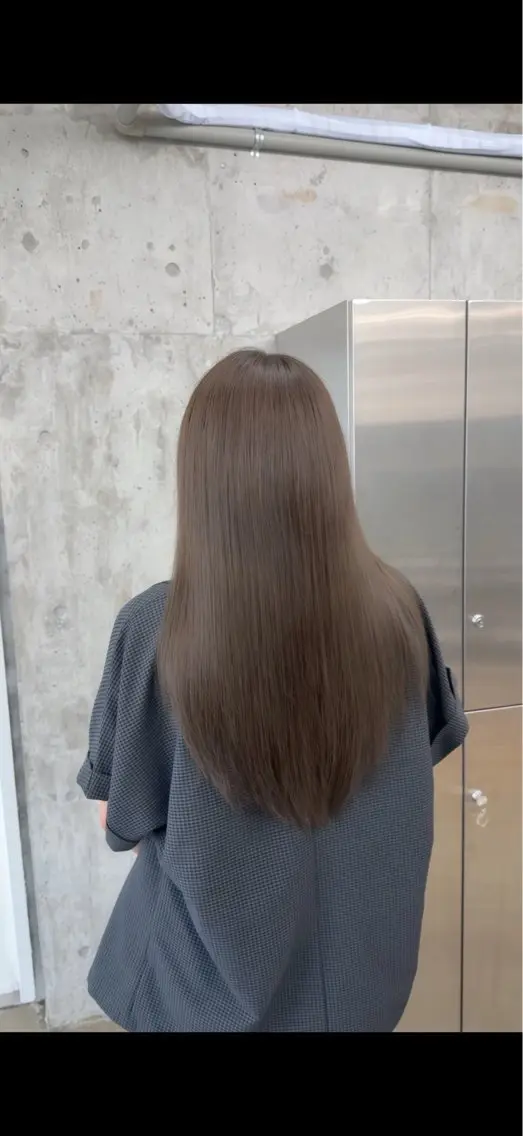 ロング カラー ベージュカラー ミント ミントベージュ カット ヘアカラー トリートメント 高橋大樹/グレー ジュ/ブリーチなしのヘアスタイル