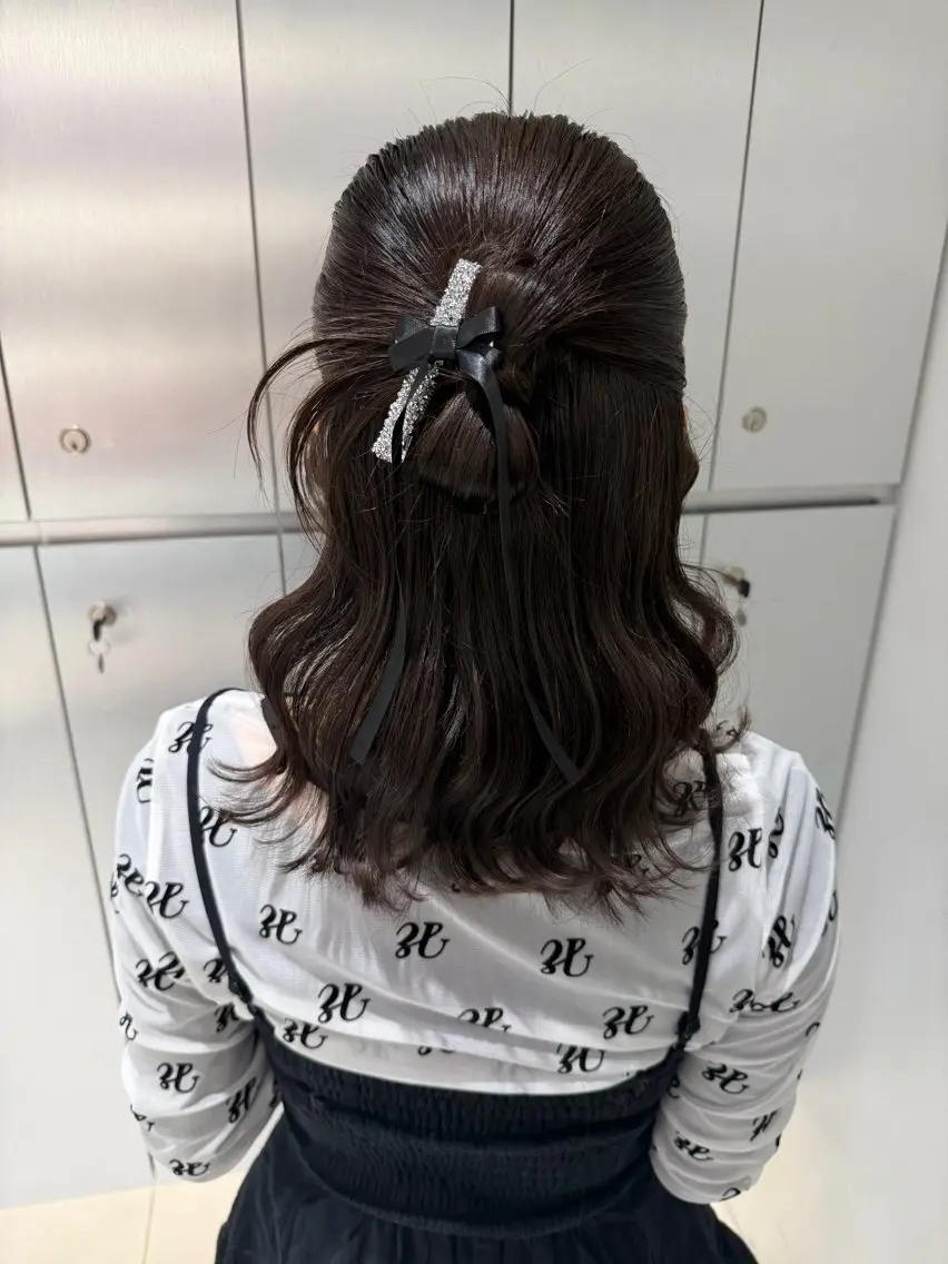 ヘアアレンジ ハーフアップ 結婚式・ブライダル ヘアセット ヘアセット🎀耳つぼ 👂💎MONAMIのヘアスタイル