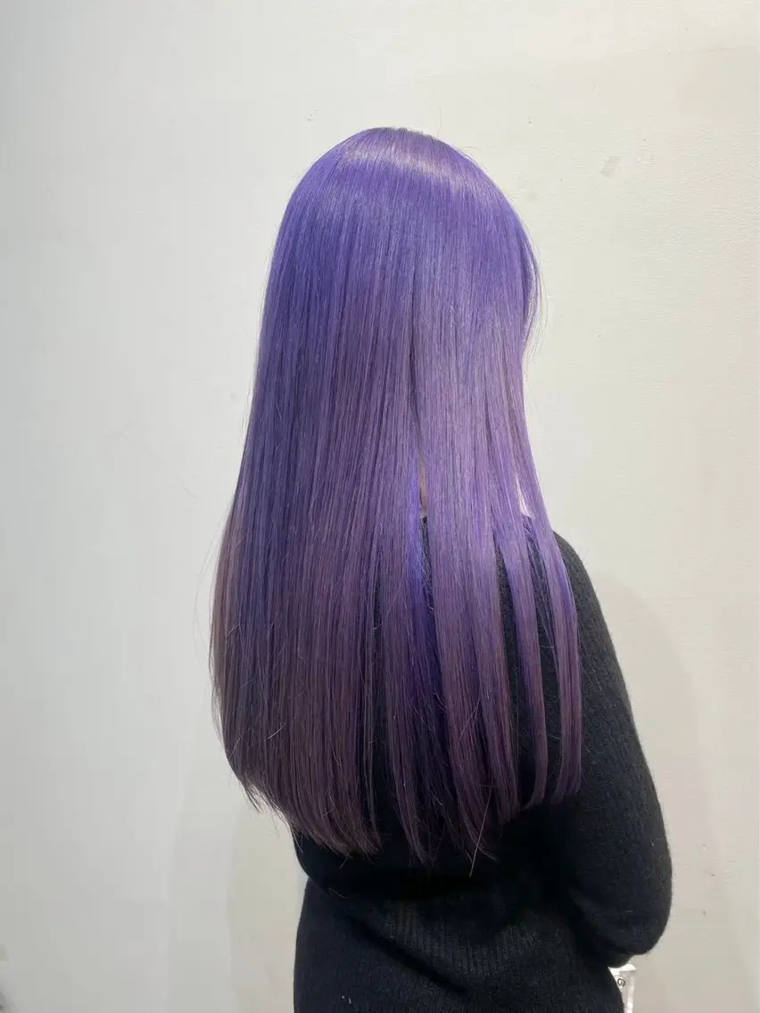 ロング カラー ブリーチ パープルカラー Sizuk ＆LOAのヘアスタイル