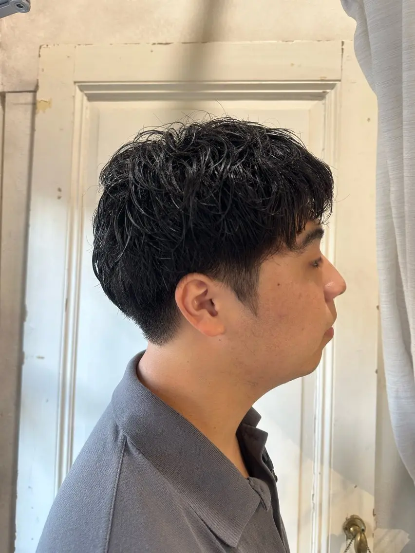 ショート パーマ メンズ メンズパーマ カット 田中 陽菜里のヘアスタイル