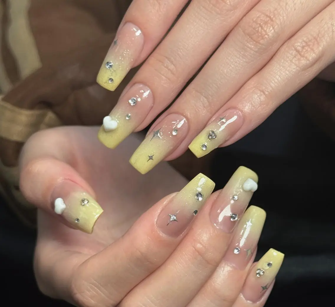 ネイル ハンドネイル 🎀 NaNa_nailのネイルデザイン