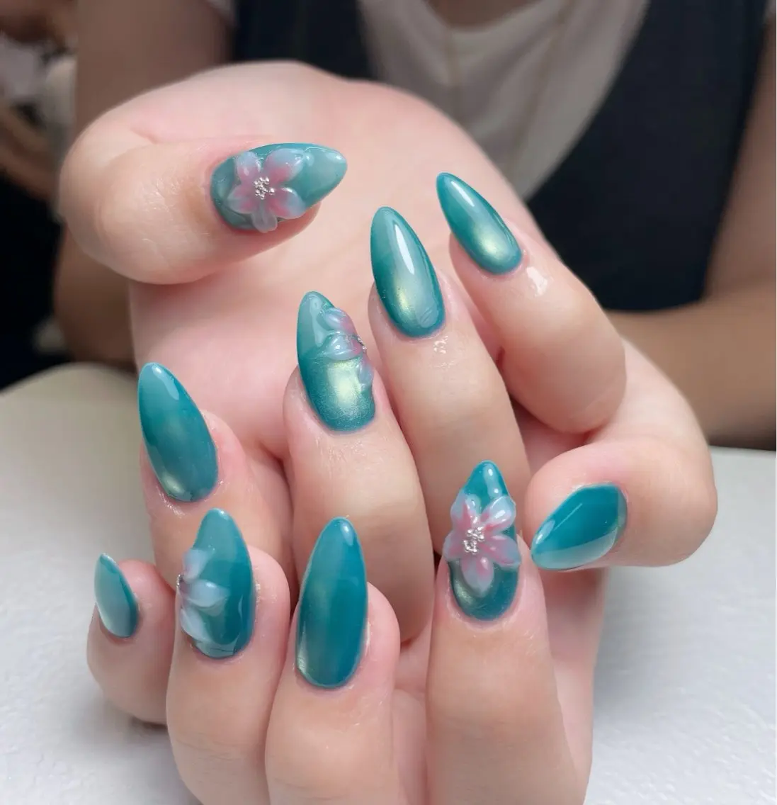 ネイル チークネイル ジェルネイル ガーリー 韓国ネイル マグネットネイル 中野駅から2分 MEO NAILのネイルデザイン
