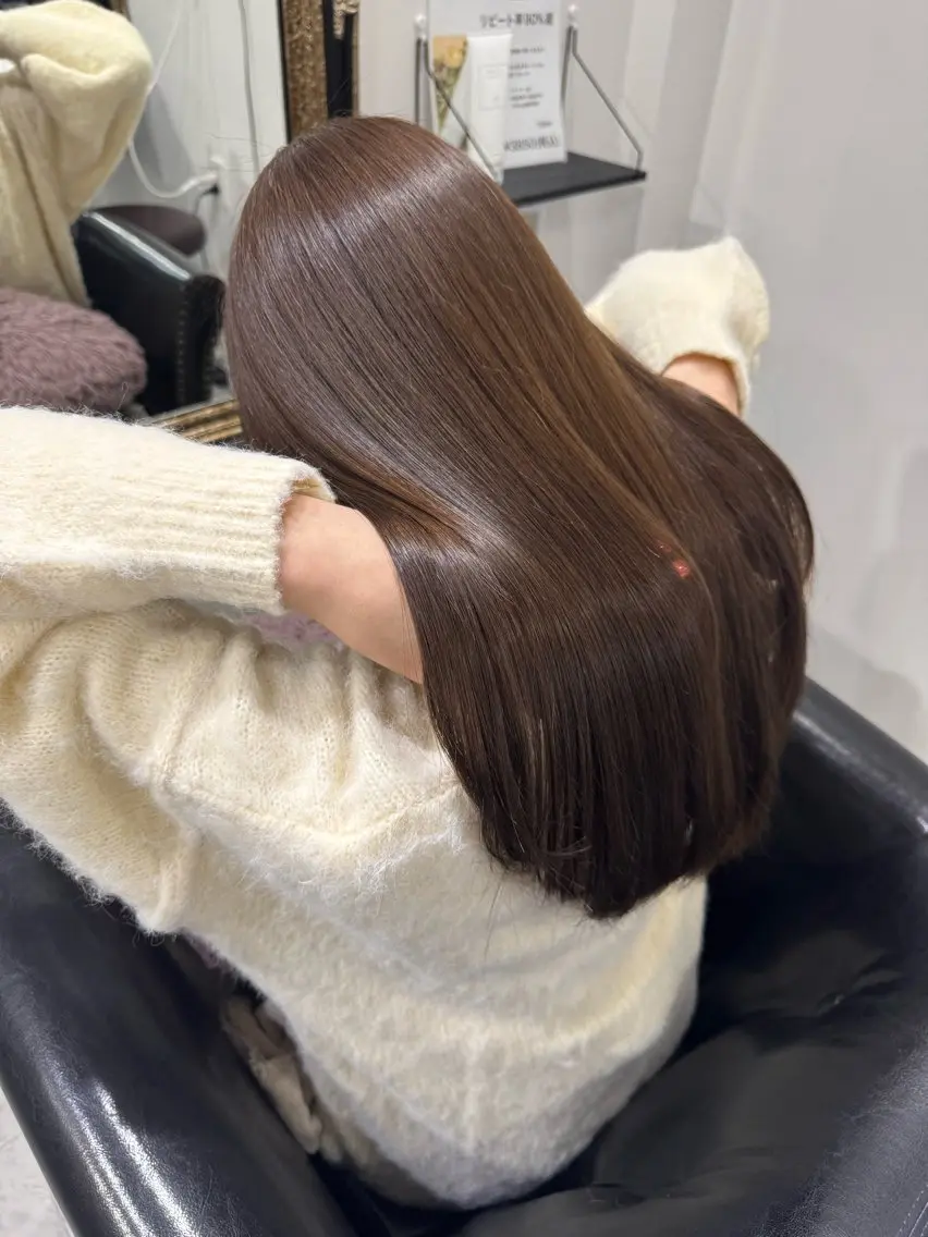 ロング カラー ベージュカラー ブリーチ ショコラベージュ ブリーチなしカラー トリートメント 櫻井 桃子のヘアスタイル