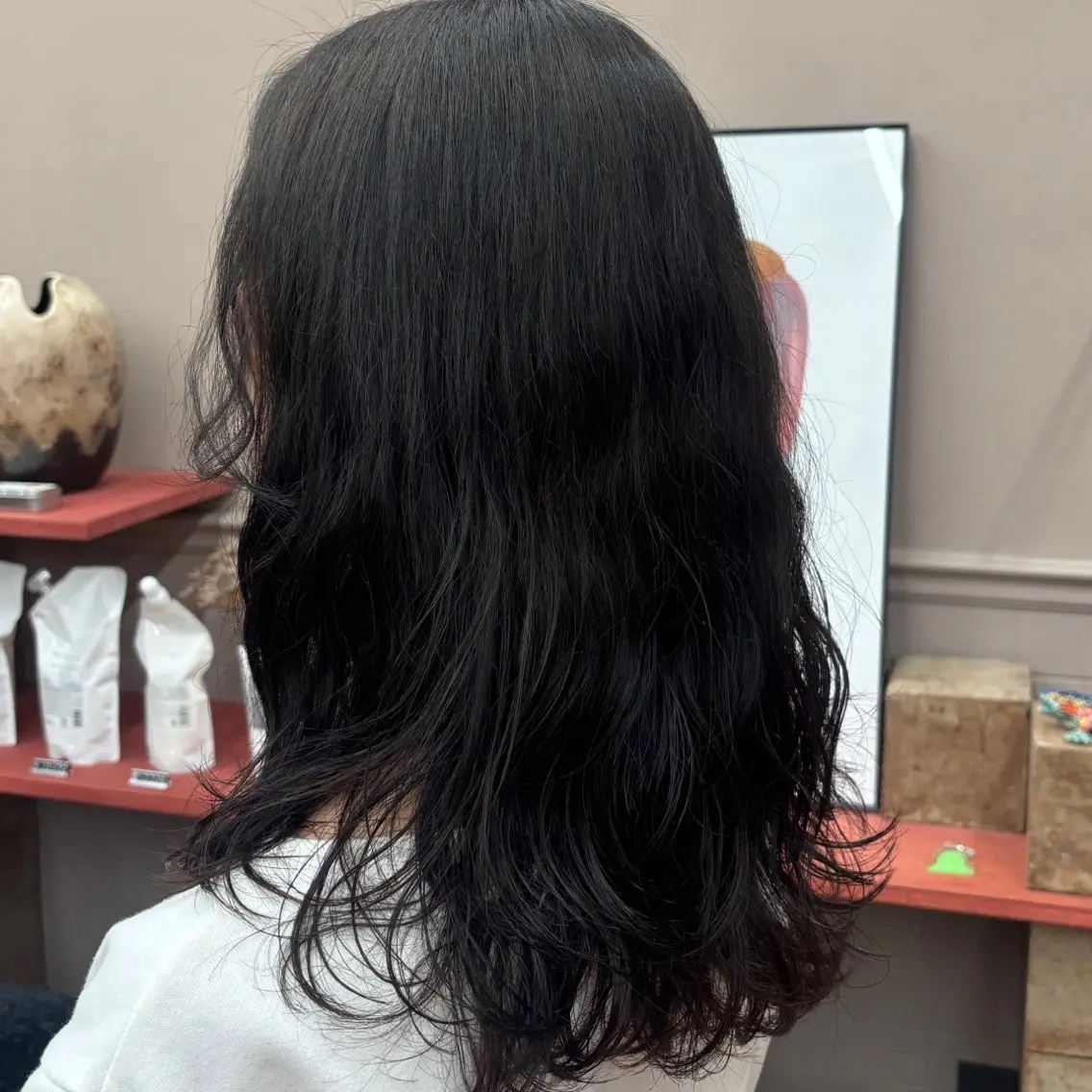 ロング カラー パーマ ヘアカラー HIBIKI / 透明感カラーのヘアスタイル
